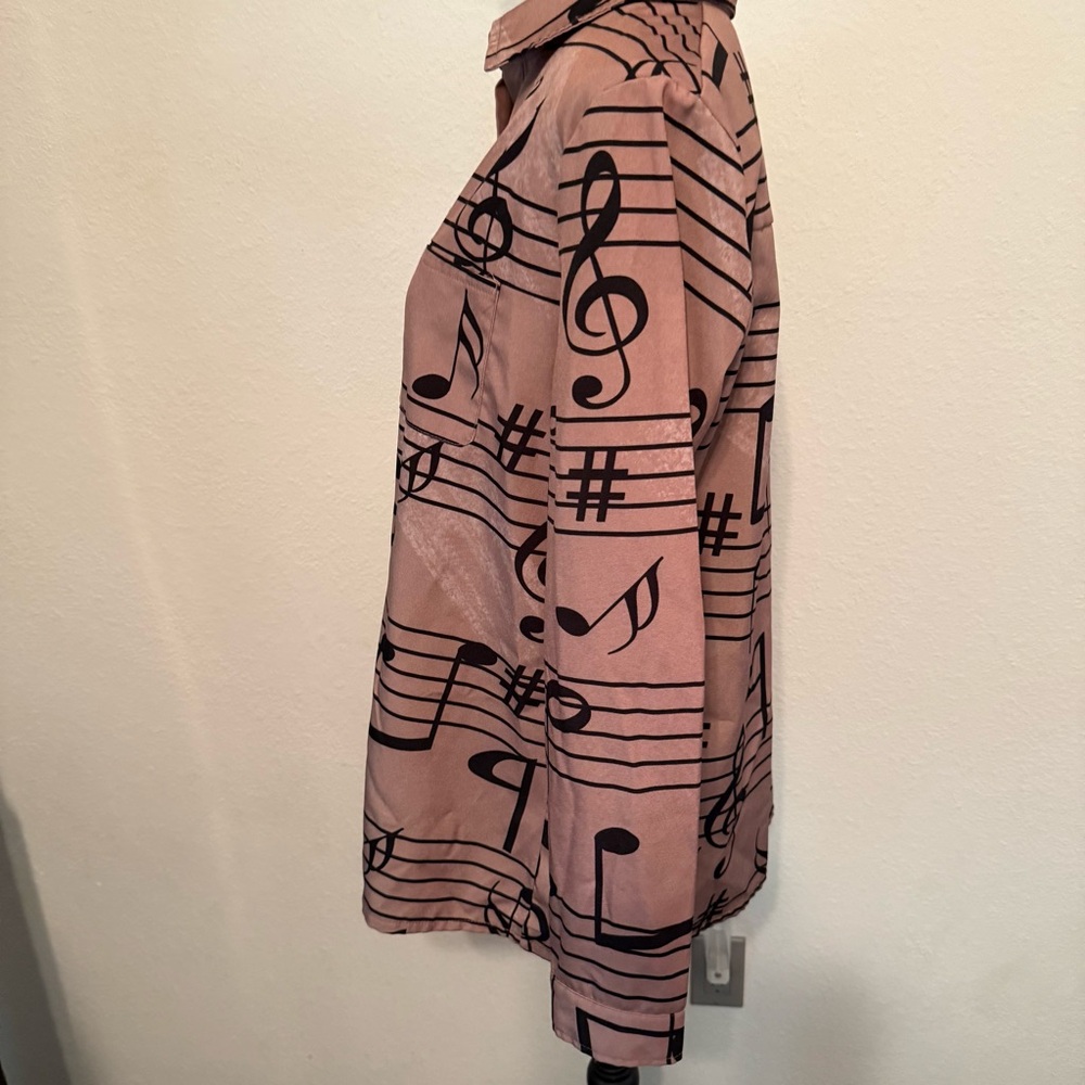 Music Notes tan Long Sleeve Button Up Shirt size L - Picture 5 of 10